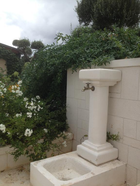 Casa Delle Rondini Bed & Breakfast Alberobello Exterior photo